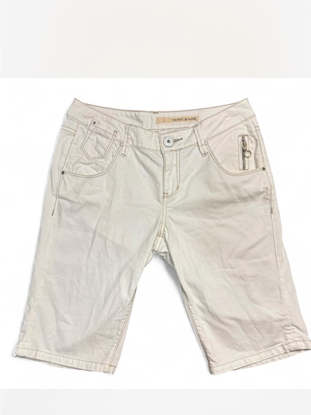 Dkny Women’s Cream Jean Shorts with Zip Accent